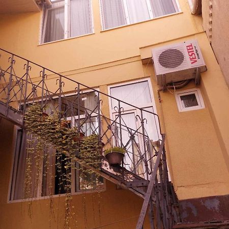 Dodo-Inga'S Apartment 第比利斯 外观 照片